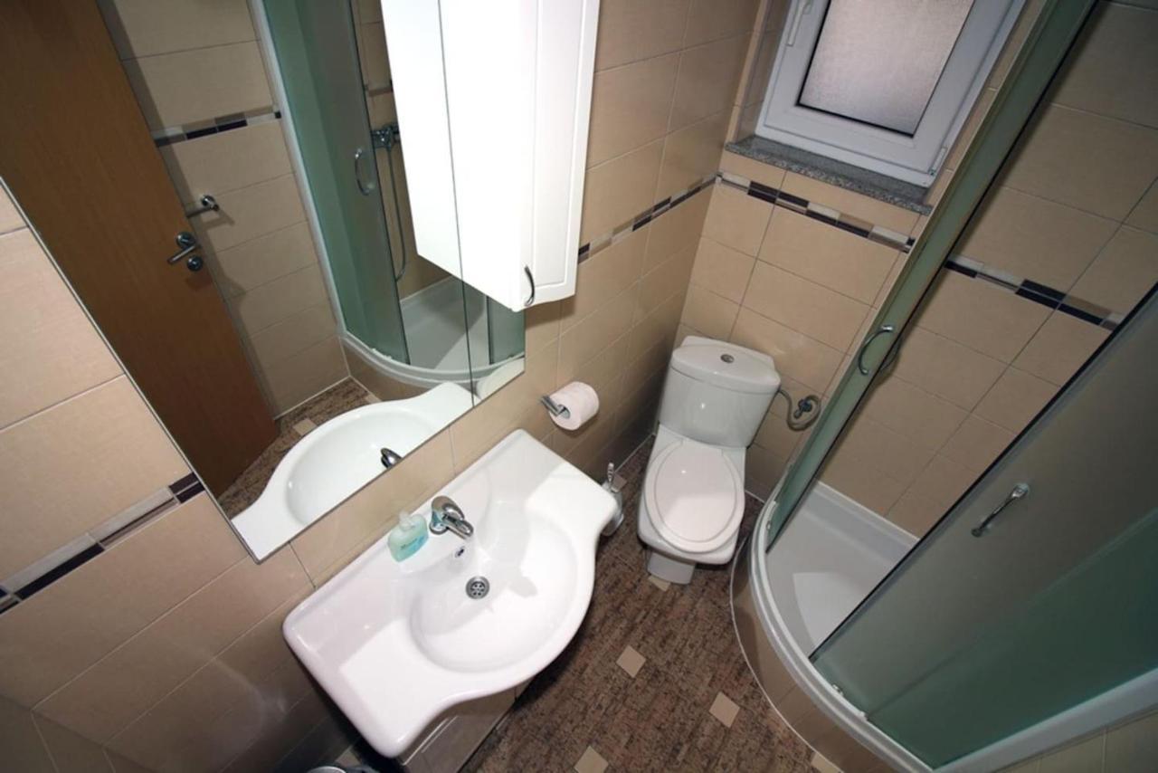 4 Bedroom Apartment In Tisno Eksteriør bilde