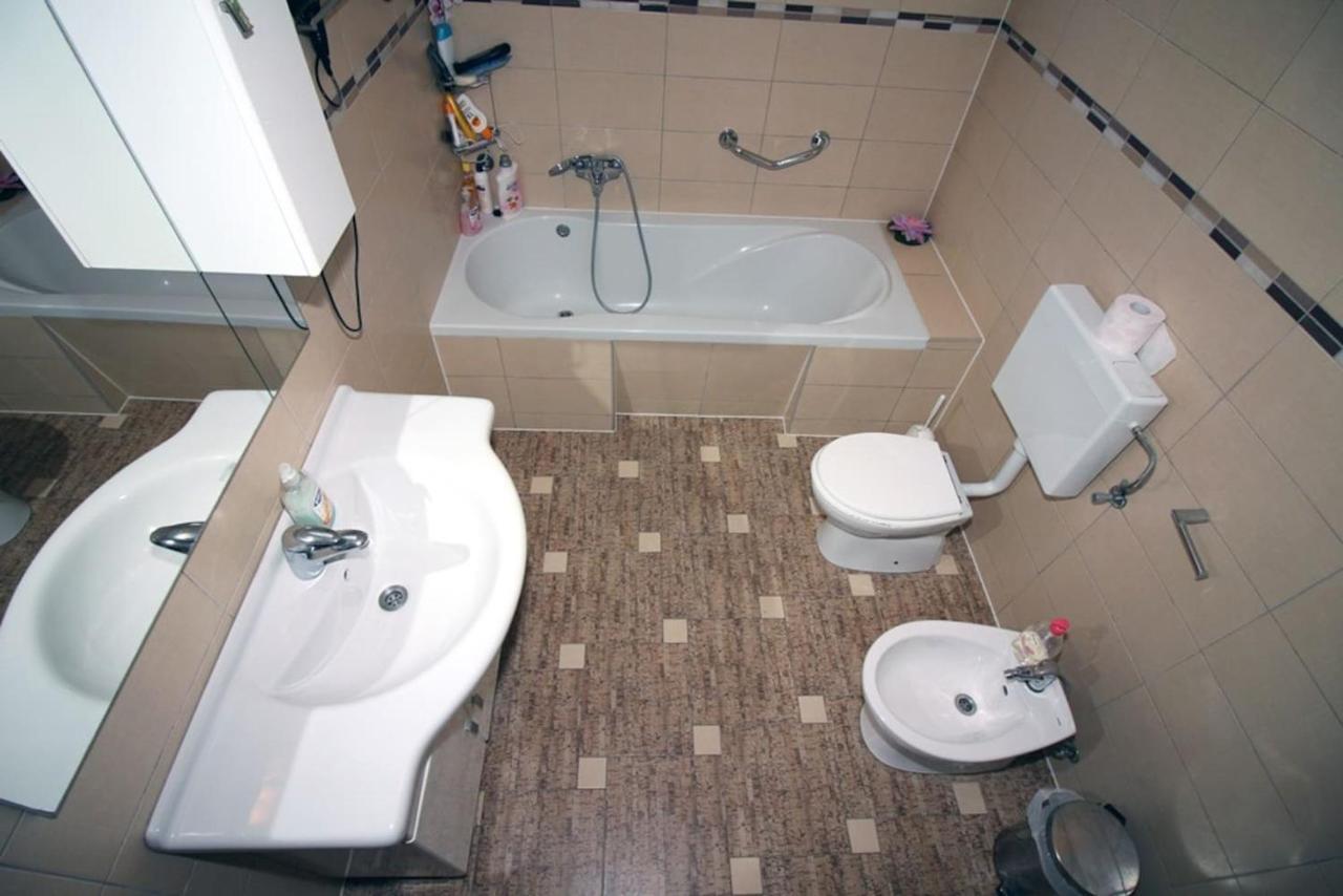 4 Bedroom Apartment In Tisno Eksteriør bilde